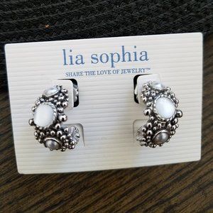Lia Sophia Silver/Pearl Earrings NWOT